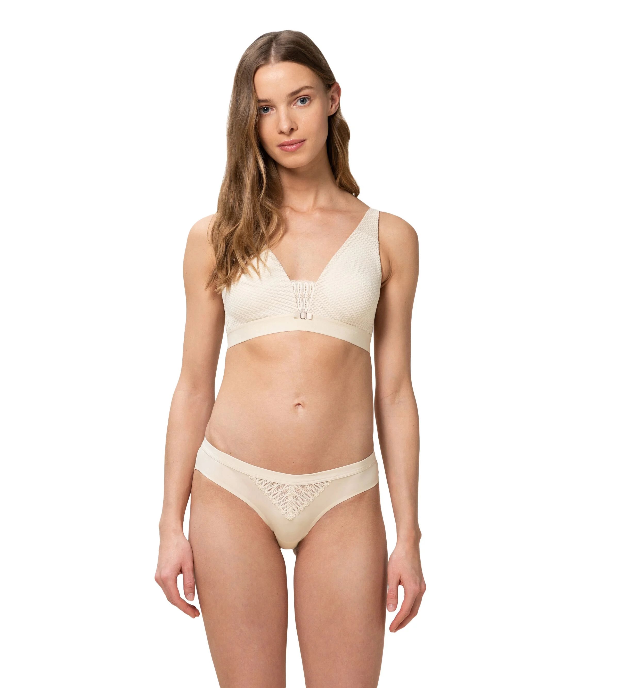 Triumph - Aura Spotlight Brazilian Triumph - Aura Spotlight Brazilian