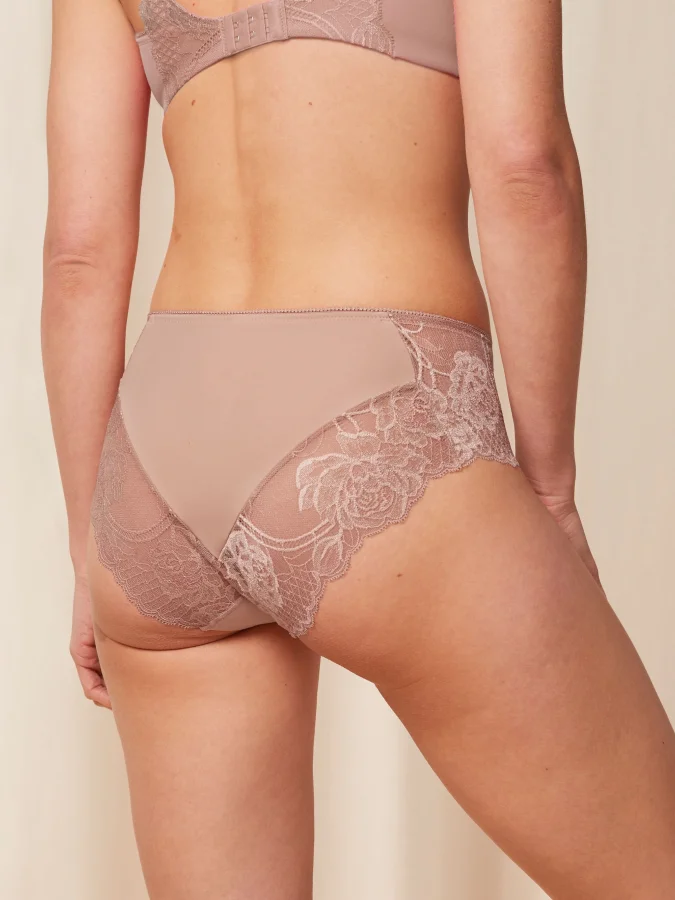 Triumph - Wild Peony... 2