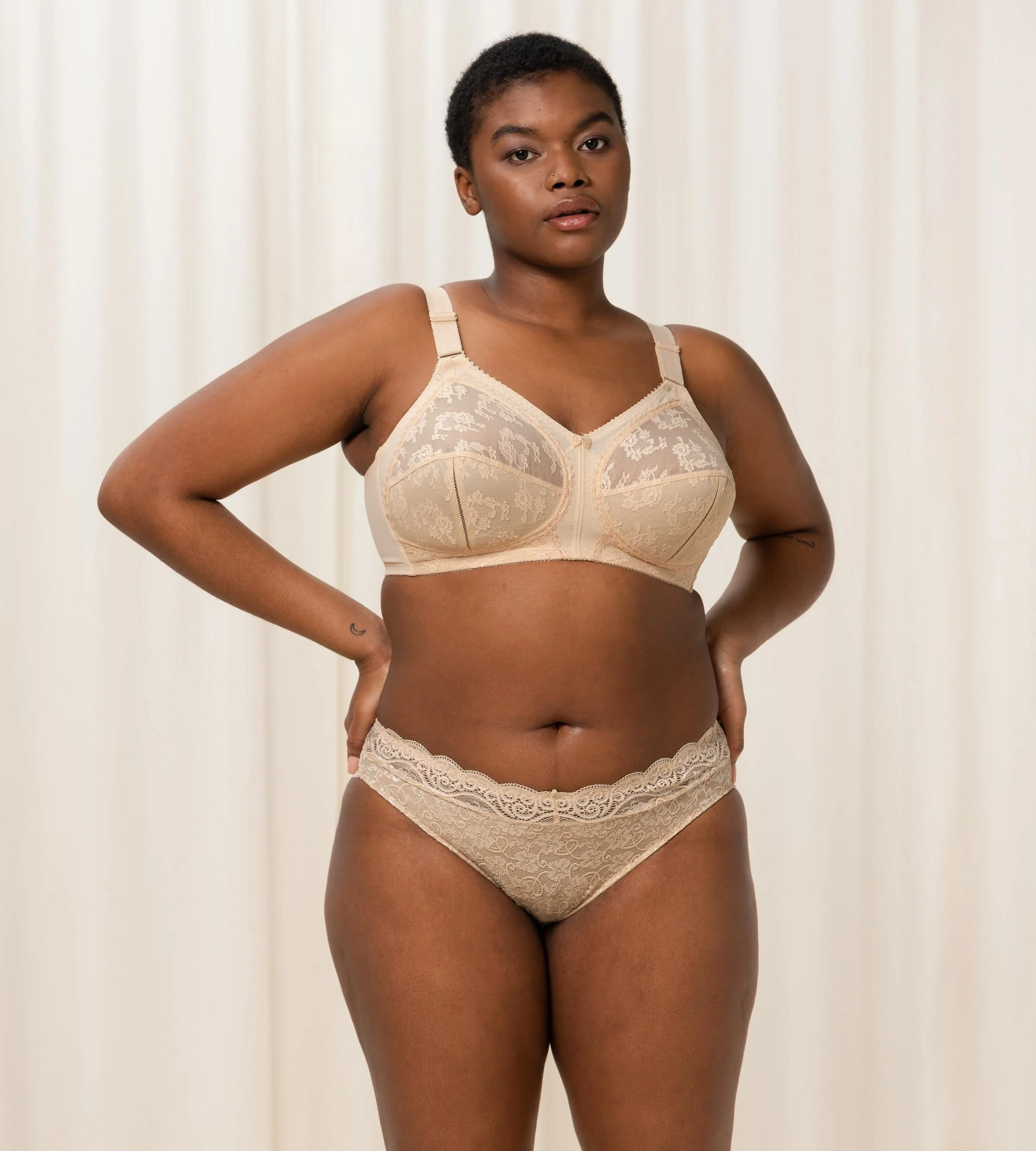 Triumph - Doreen X Triumph - Doreen X