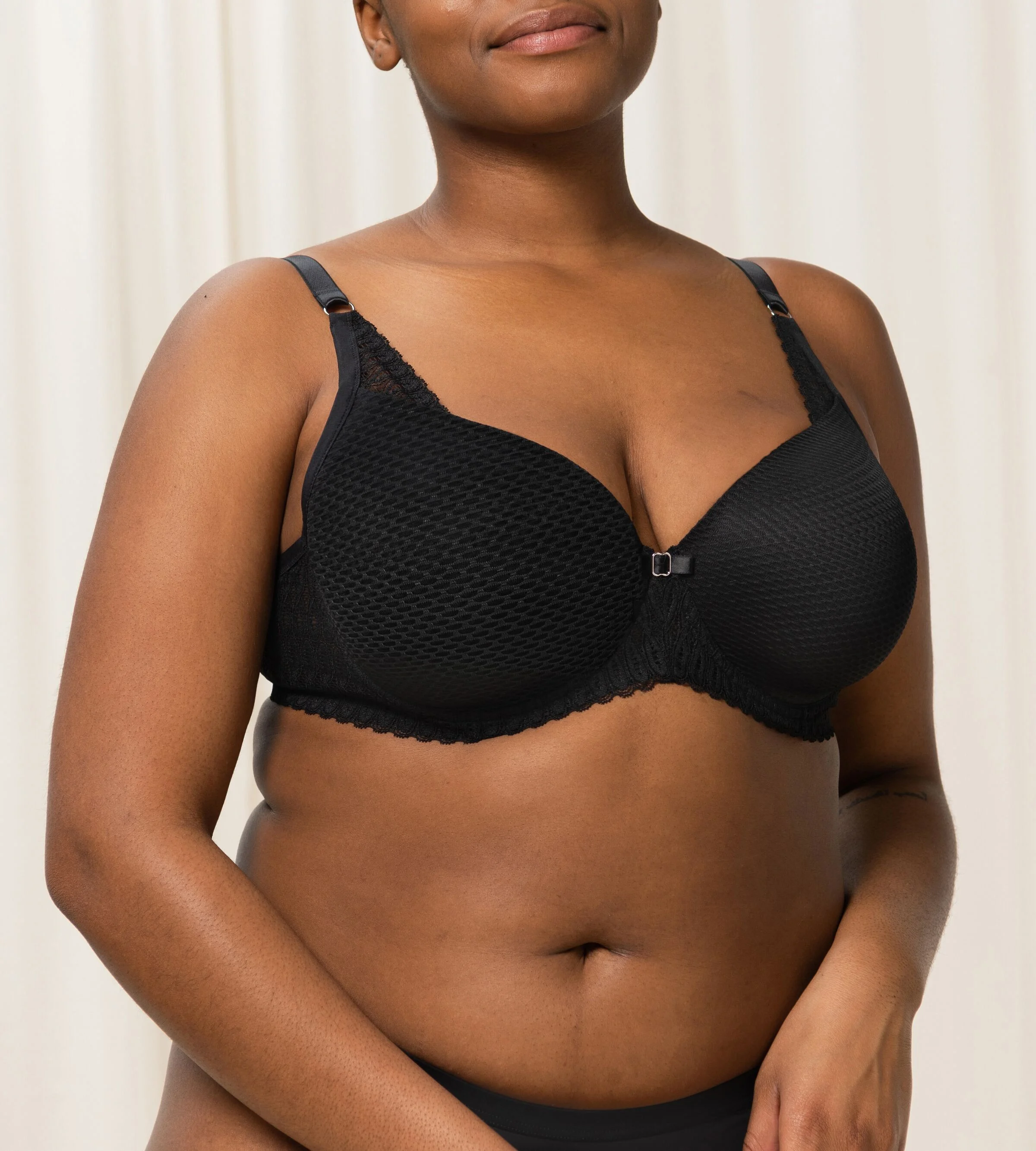 Triumph - Aura Spotlight WHP Triumph - Aura Spotlight WHP