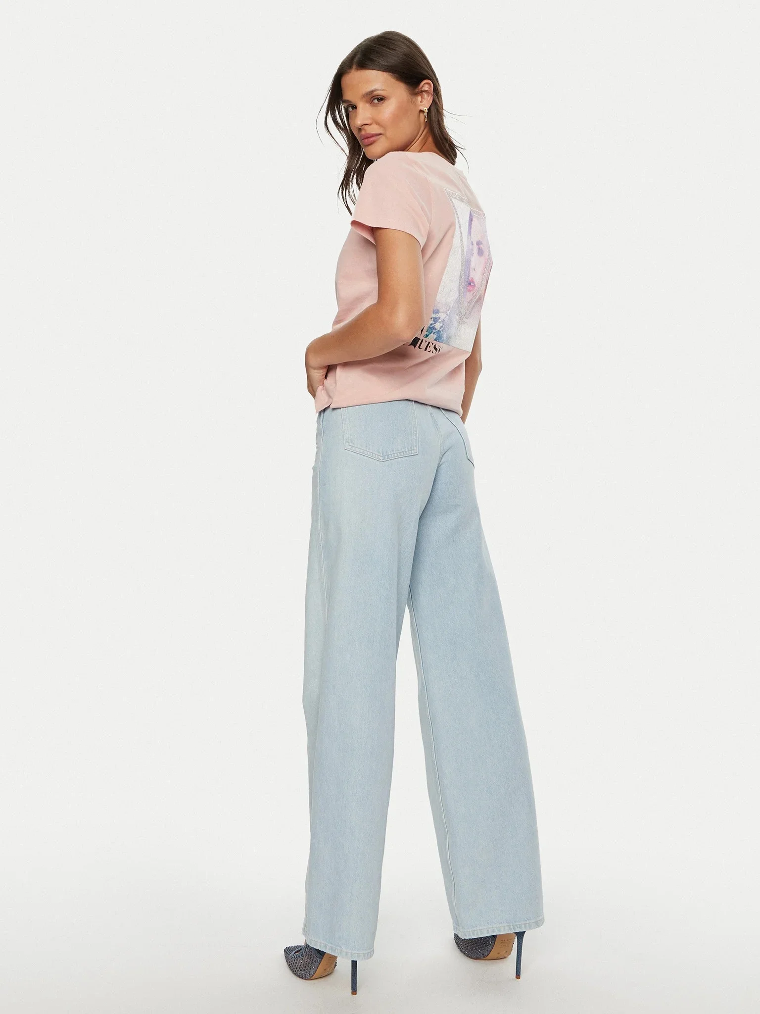 GUESS - SS CN PICTURED STRASS TEE GUESS - SS CN PICTURED STRASS TEE