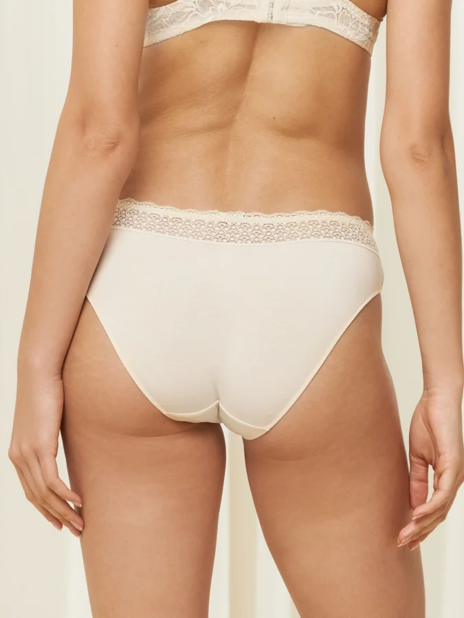 Triumph - Feel of Modal Tai 2