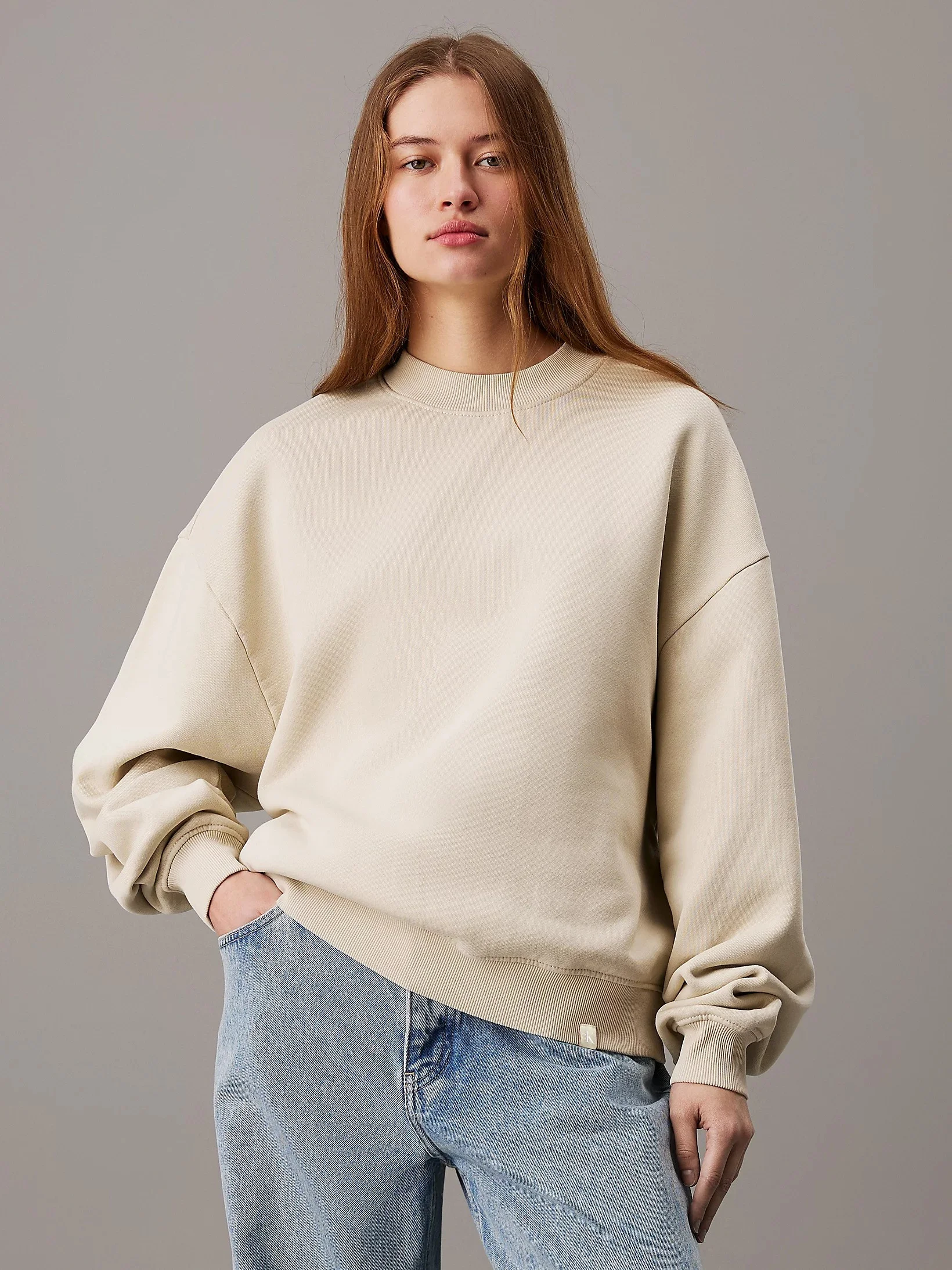 CALVIN KLEIN JEANS - CONTEMPORARY... CALVIN KLEIN JEANS - CONTEMPORARY...