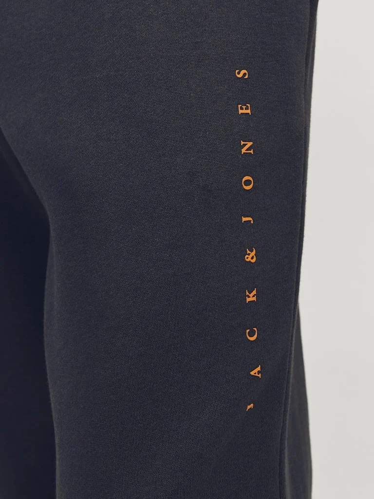 Jack&Jones - JPSTGORDON STAR JJ SWEAT... Jack&Jones - JPSTGORDON STAR JJ SWEAT...