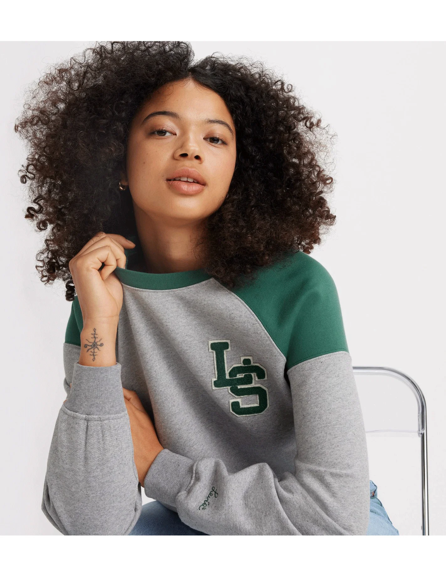 Levis® - Graphic Campout Crew Levis® - Graphic Campout Crew