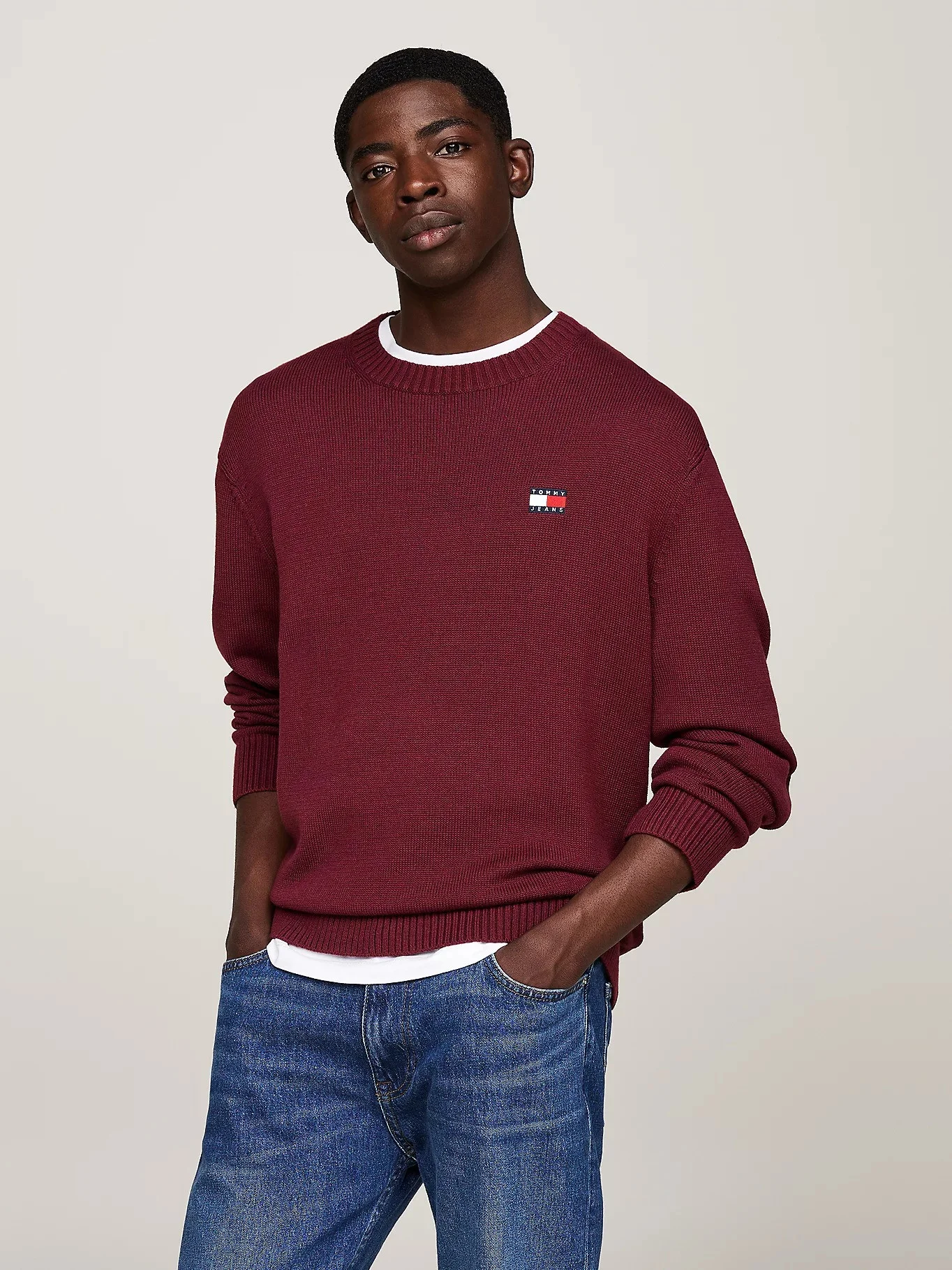Tommy Jeans - TJM REG BADGE SWEATER Tommy Jeans - TJM REG BADGE SWEATER