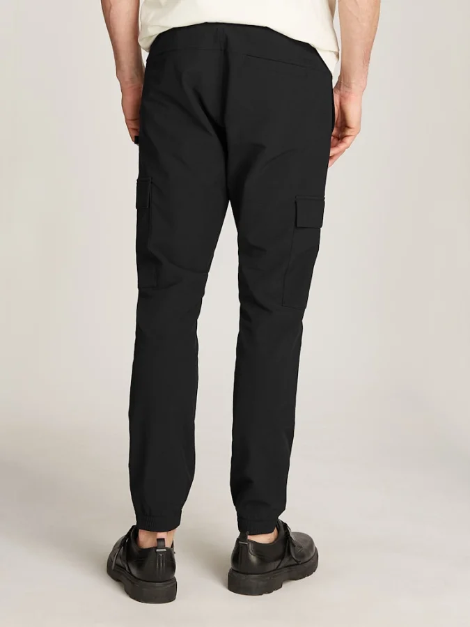 CALVIN KLEIN JEANS - TECH... 2