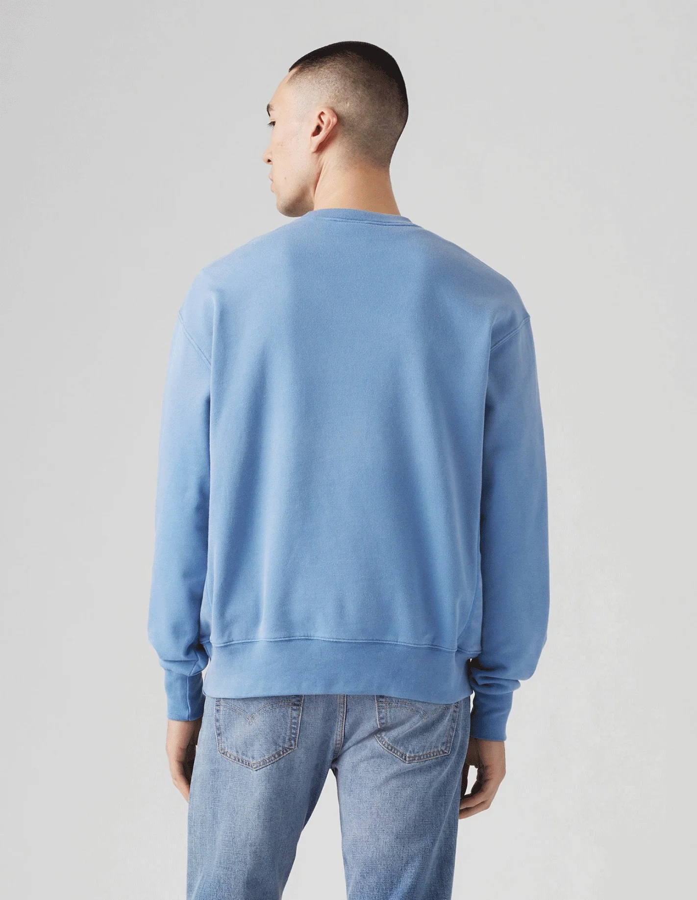 Levis® - Authentic Crew Levis® - Authentic Crew