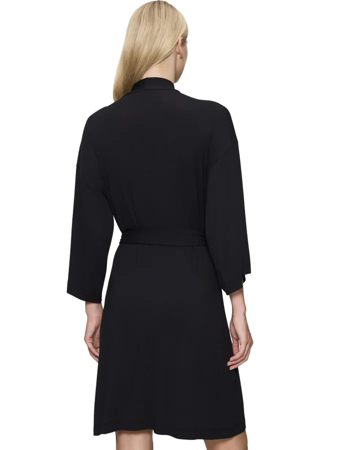 Triumph - Aura Spotlight Robe 2
