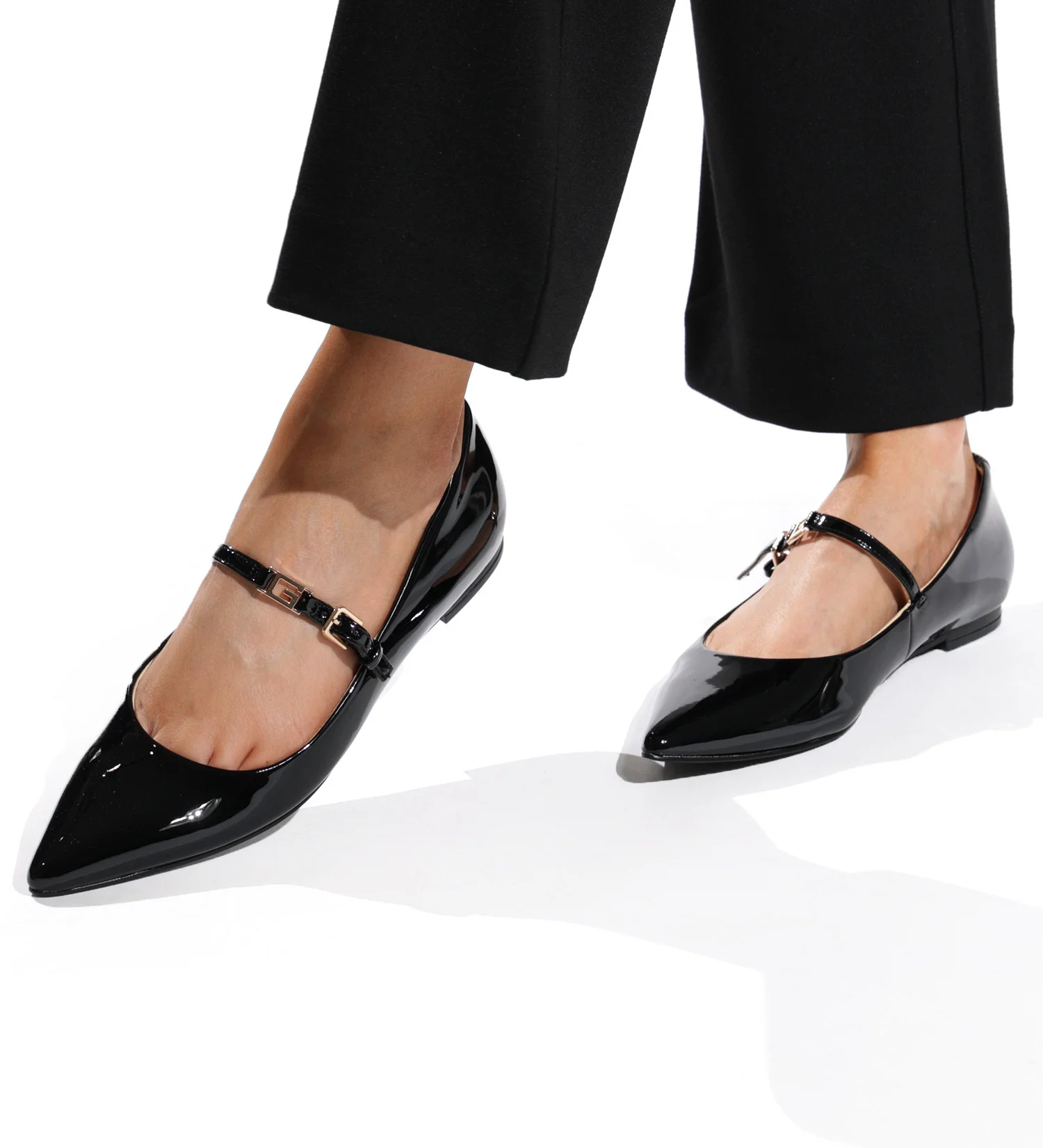 GUESS - DANNEL GUESS - DANNEL