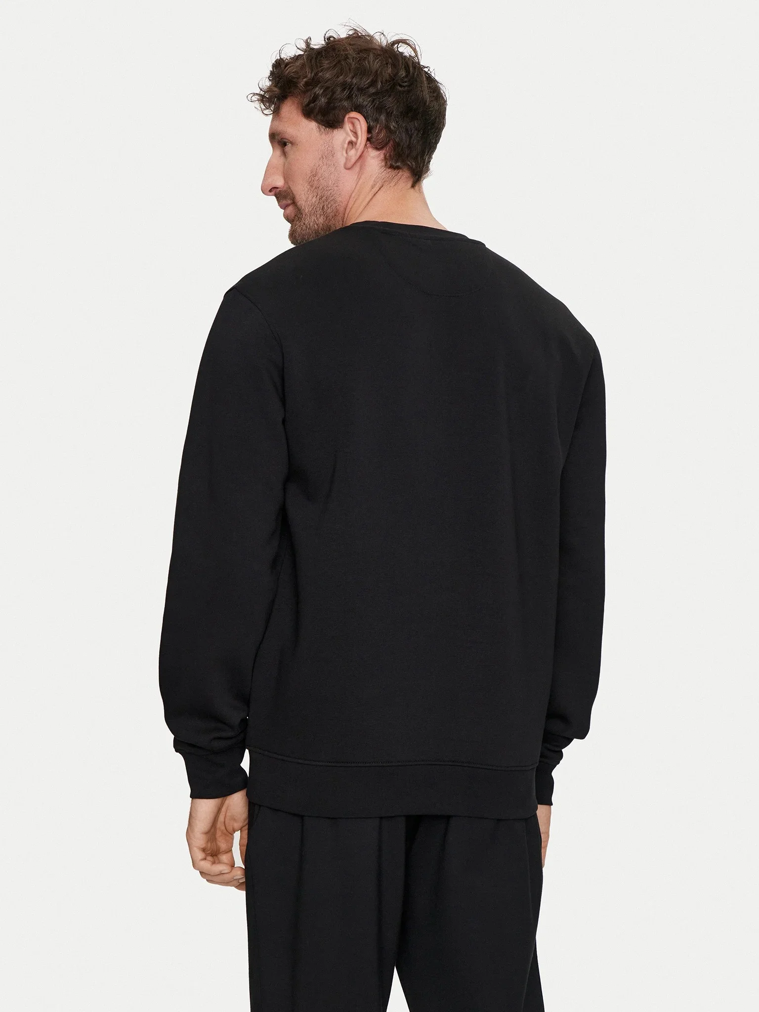 GUESS - BEAU CN SWEATSHIRT GUESS - BEAU CN SWEATSHIRT