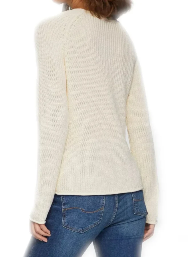 QS - Knitted Sweater 2