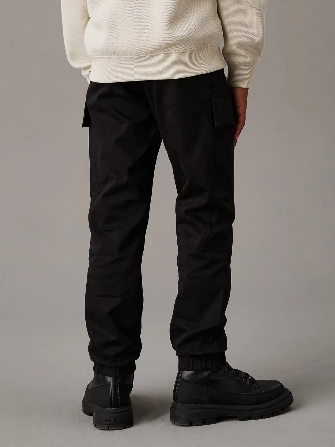 CALVIN KLEIN - ESSENTIAL... 2