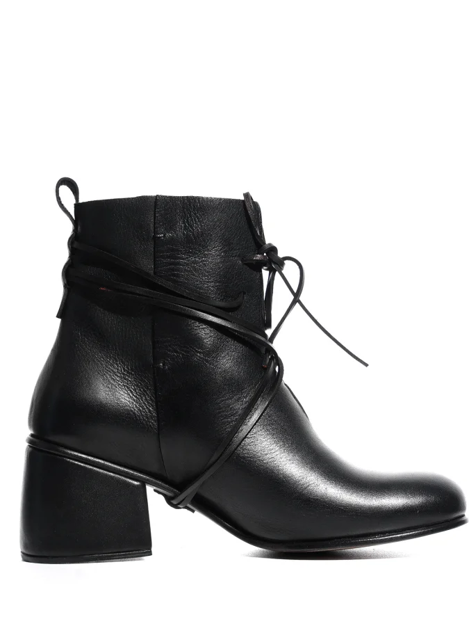 ATRIO X RUSO DANELIA