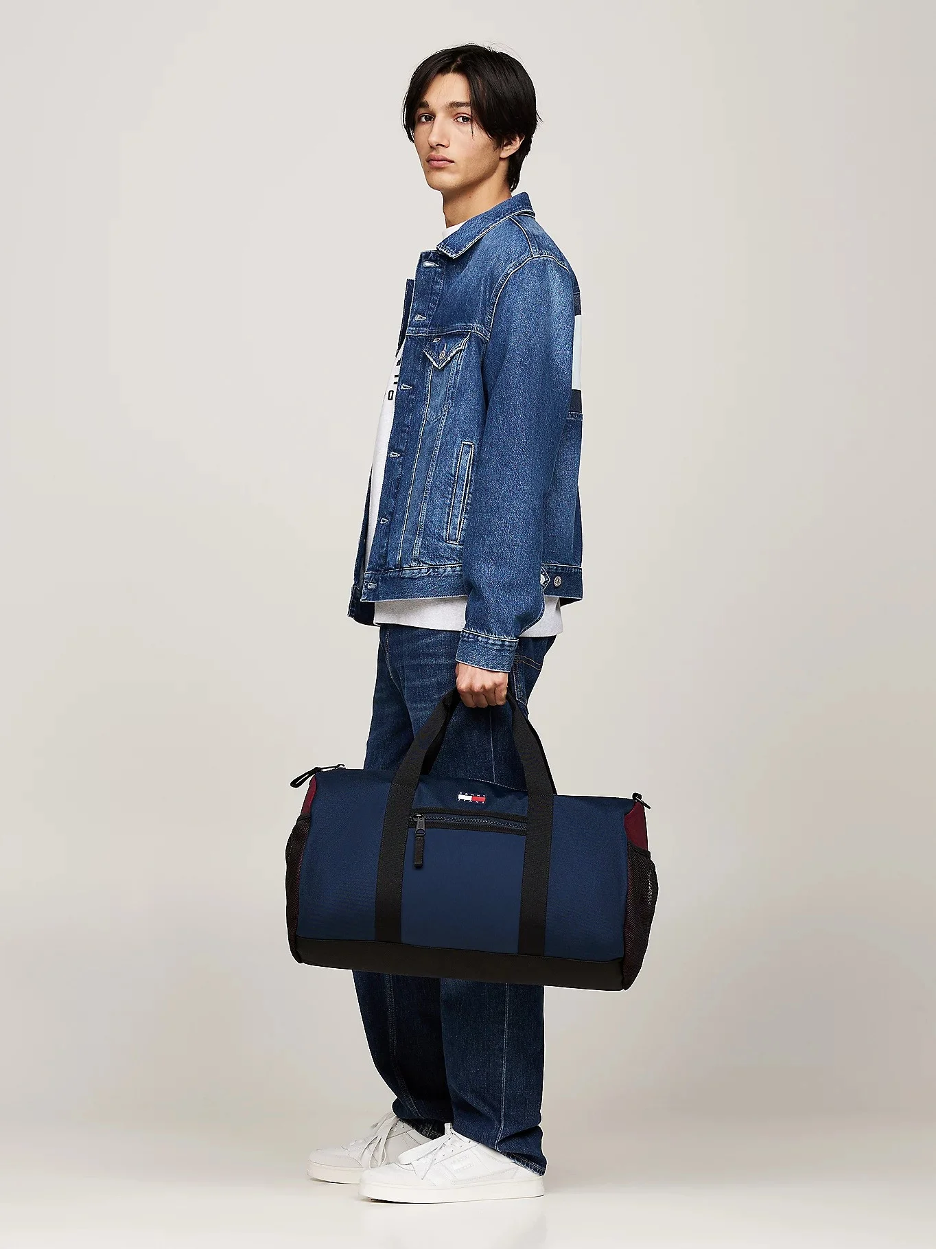 Tommy Jeans - TJM FRESHMAN DUFFLE Tommy Jeans - TJM FRESHMAN DUFFLE