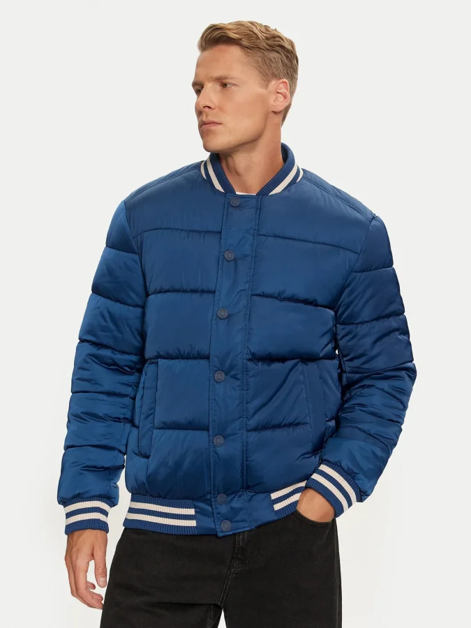 GUESS - BRANDED PUFFA BOMBER