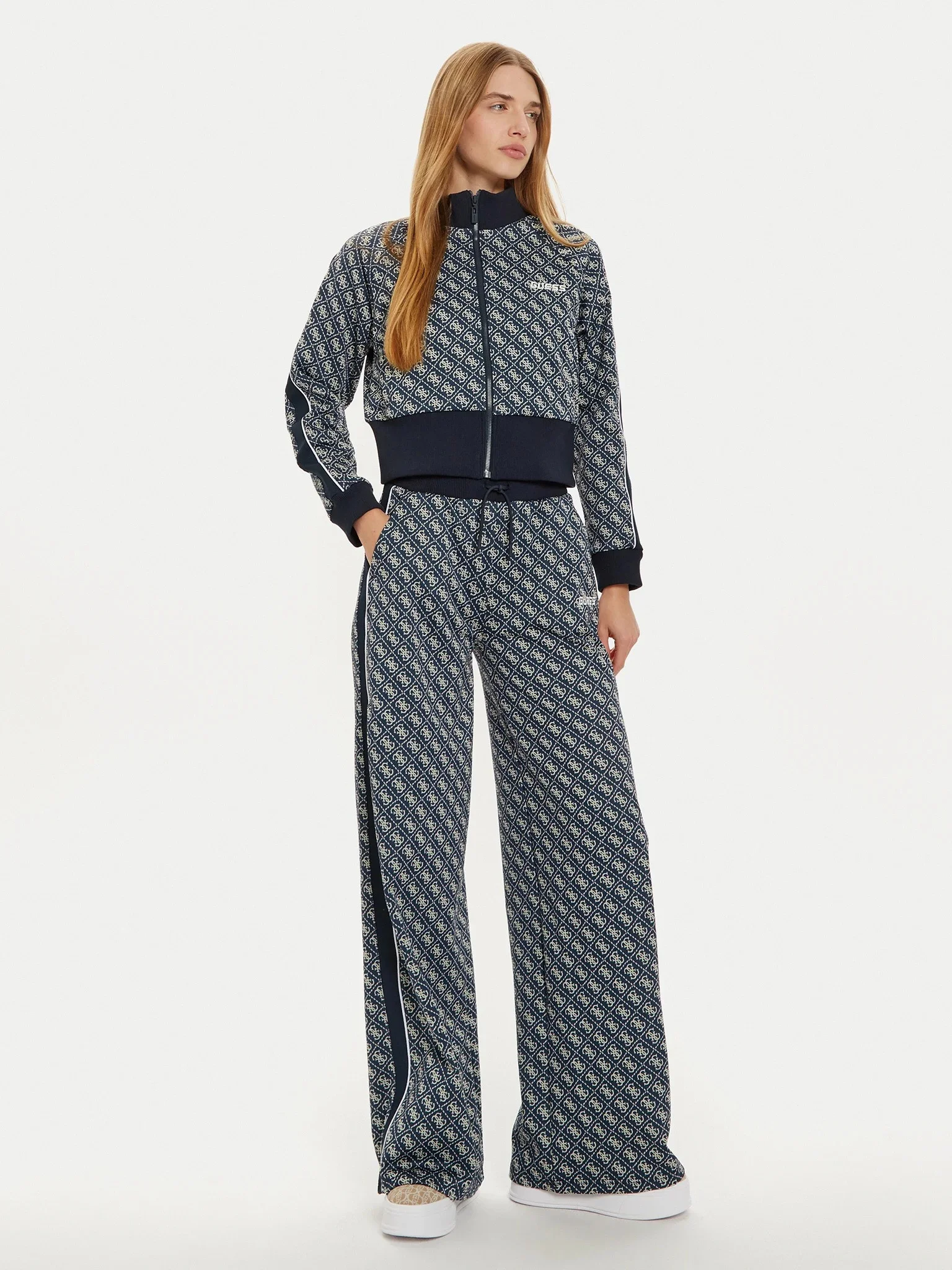 GUESS - SARAH 4G LOGO STRAIGHT LONG PA GUESS - SARAH 4G LOGO STRAIGHT LONG PA