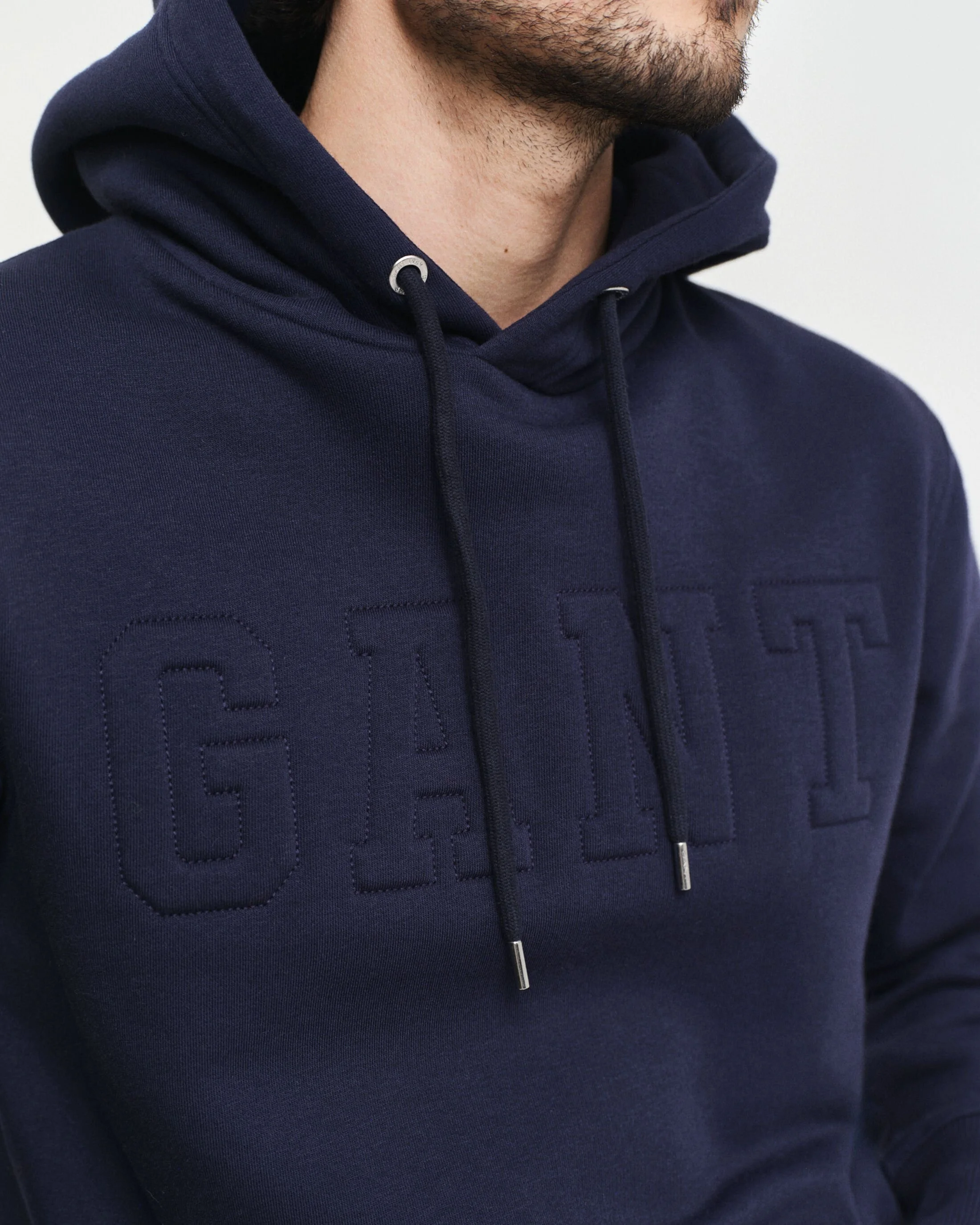 Gant - EMBOSSED SWEAT HOODIE Gant - EMBOSSED SWEAT HOODIE