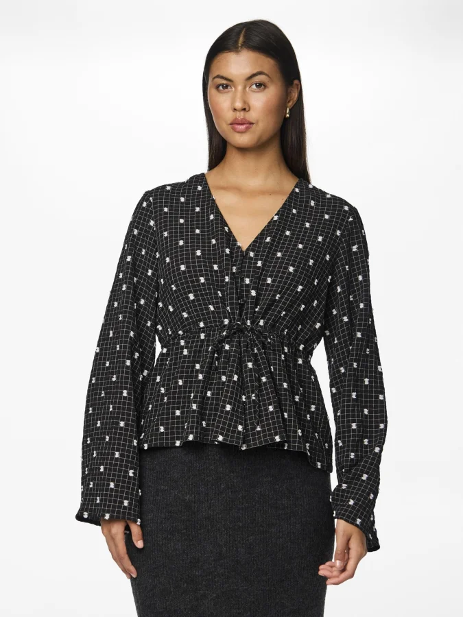 Pieces - PCNOVALEE LS TIE TOP