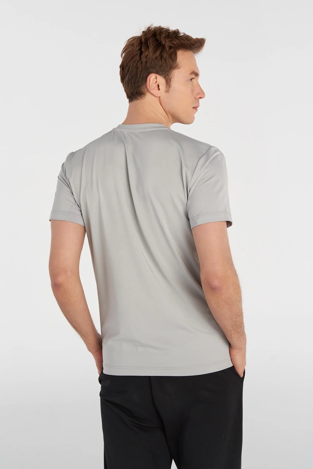 HUMMEL - HMLAZIEL T-SHIRT S/S HUMMEL - HMLAZIEL T-SHIRT S/S