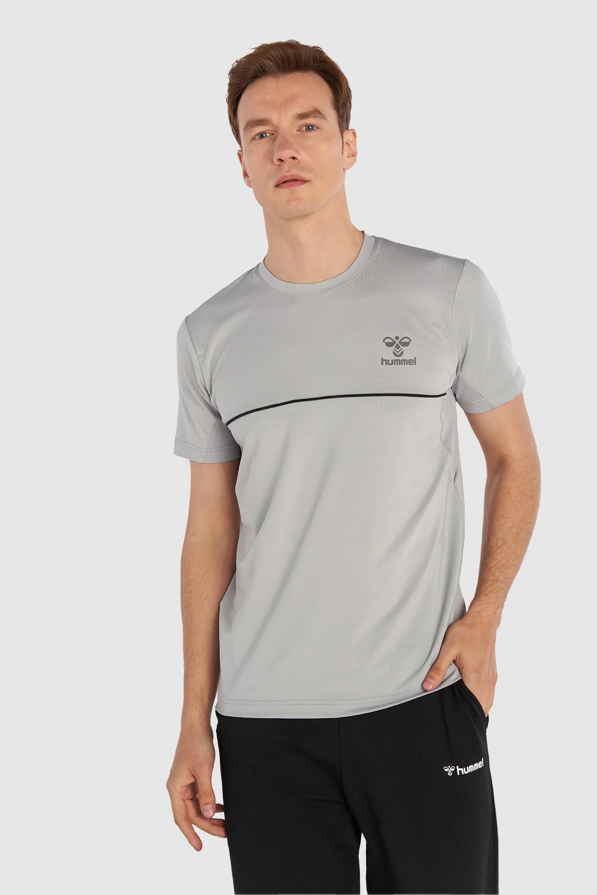 HUMMEL - HMLAZIEL T-SHIRT S/S HUMMEL - HMLAZIEL T-SHIRT S/S