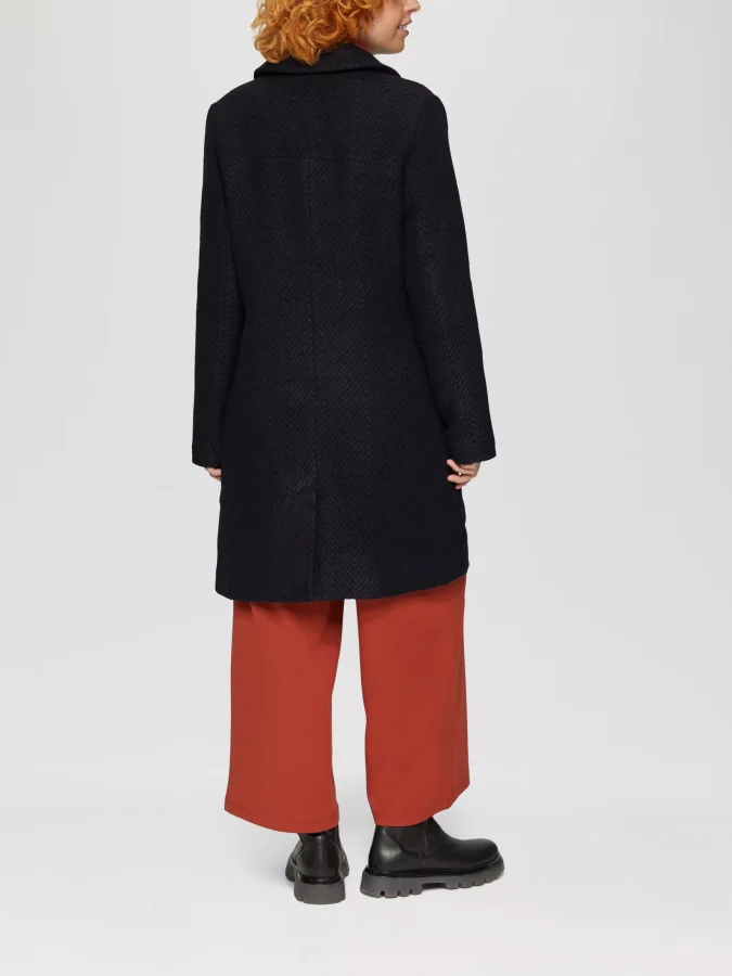 QS - Coat with a lapel collar 2