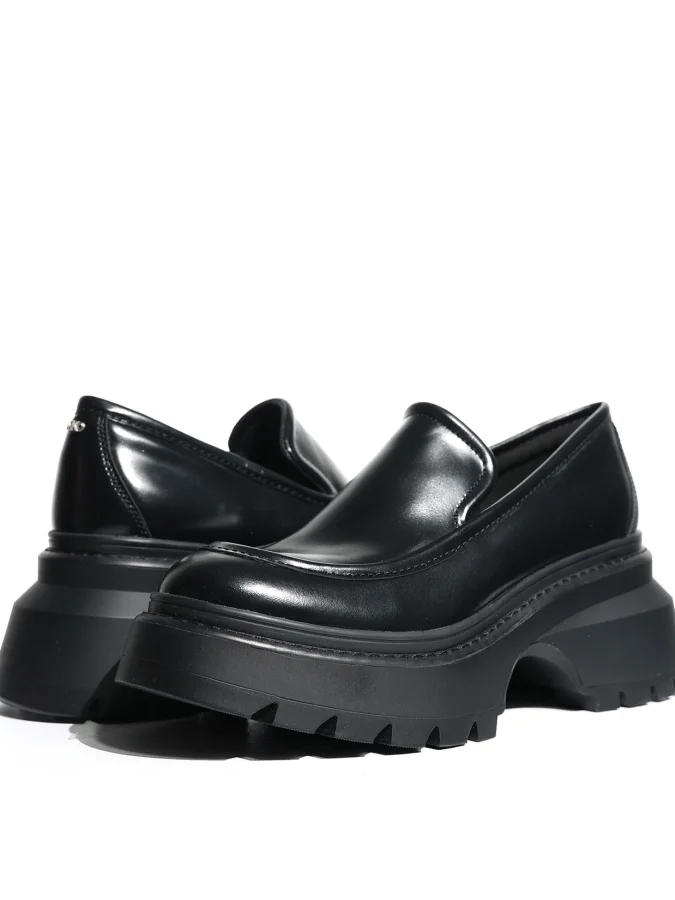 MICHAEL KORS - SHILOH LOAFER 2