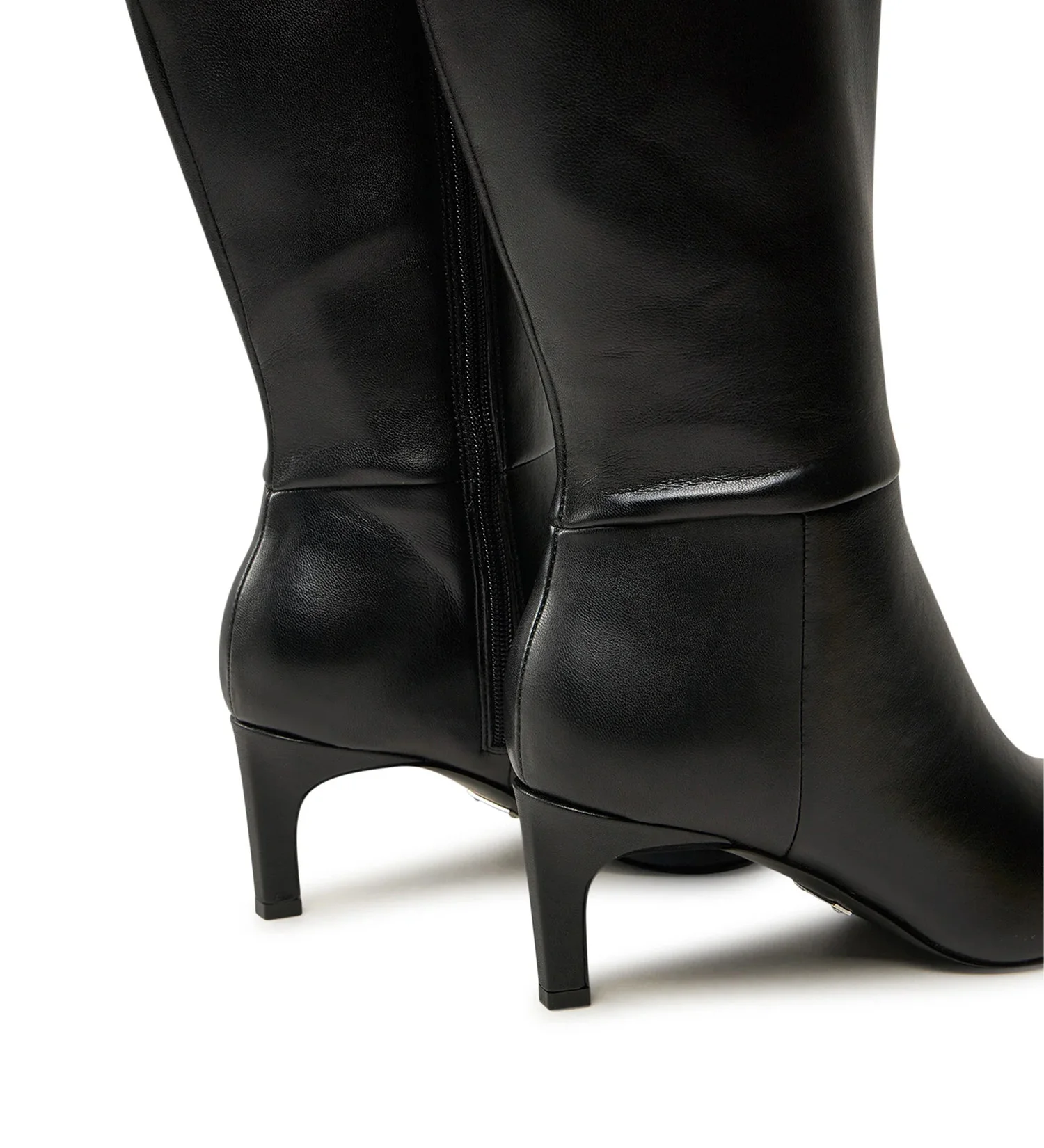GUESS - QIALE GUESS - QIALE