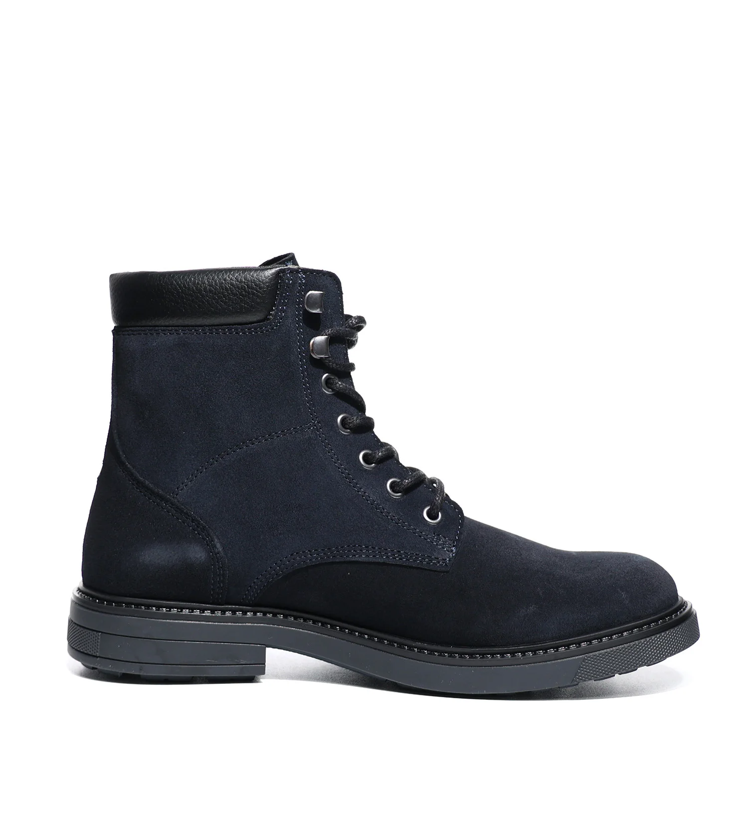 Tommy Hilfiger - CLEATED LACE-UP LTHR... Tommy Hilfiger - CLEATED LACE-UP LTHR...