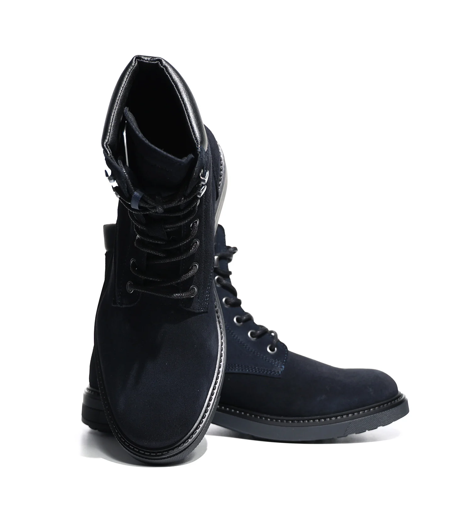 Tommy Hilfiger - CLEATED LACE-UP LTHR... Tommy Hilfiger - CLEATED LACE-UP LTHR...
