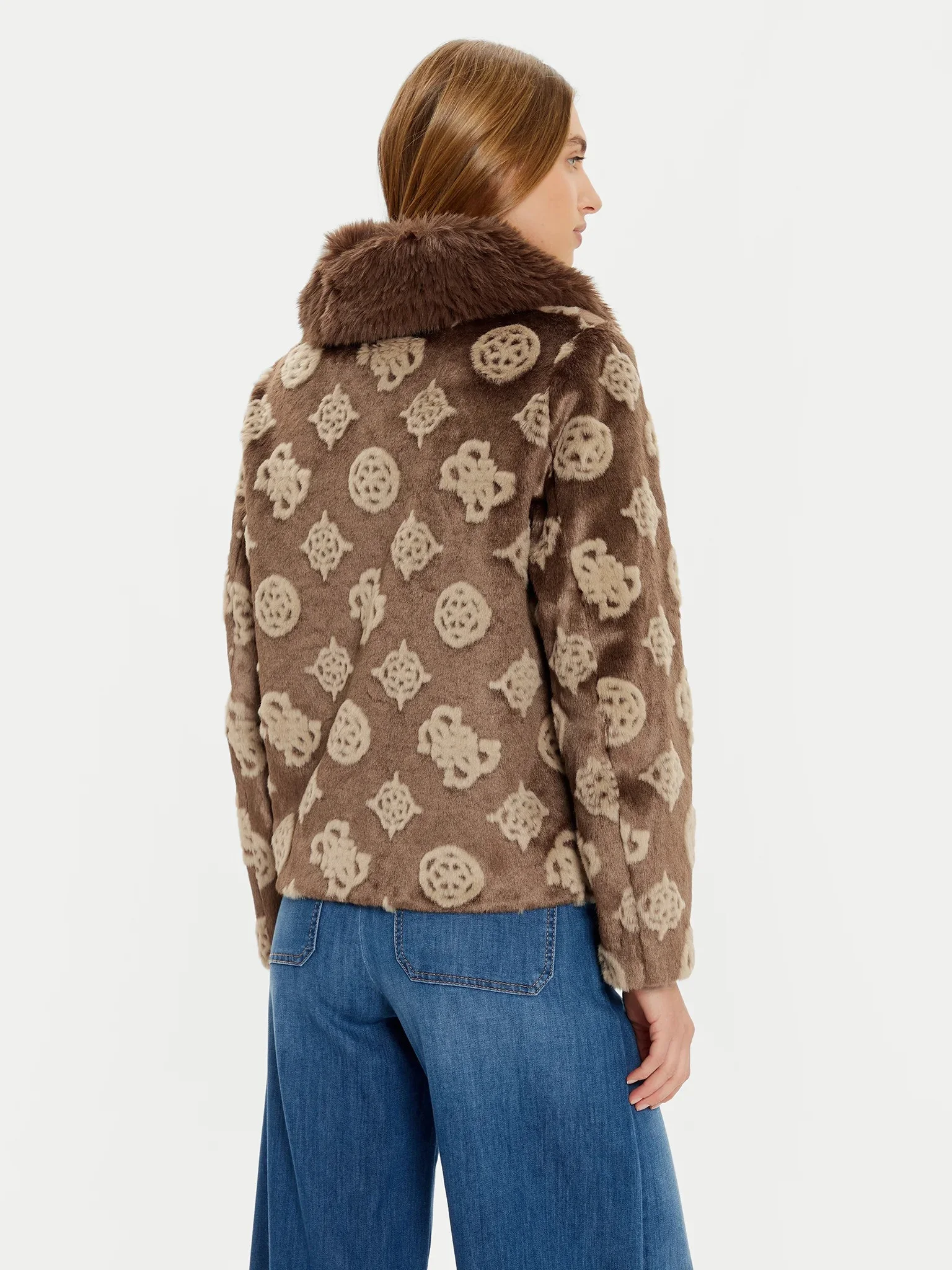 GUESS - KARINE FUR LOGO JKT 2