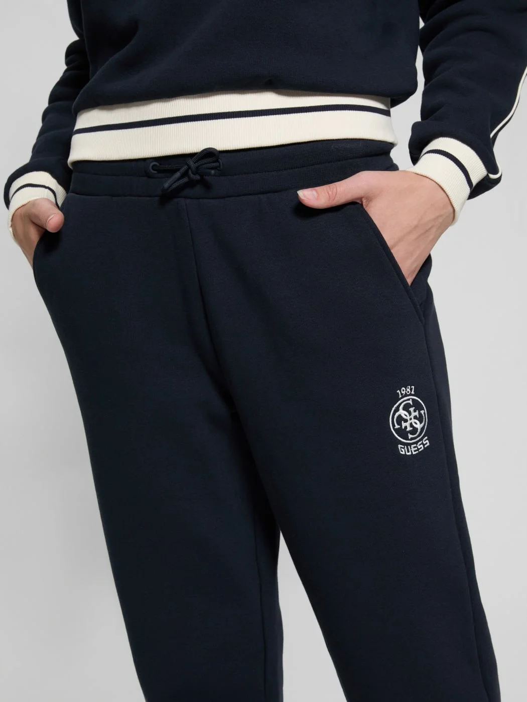 GUESS - NIA JOGGER GUESS - NIA JOGGER