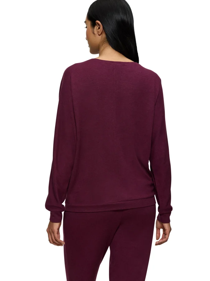 Triumph - Cozy Comfort Top 01 2