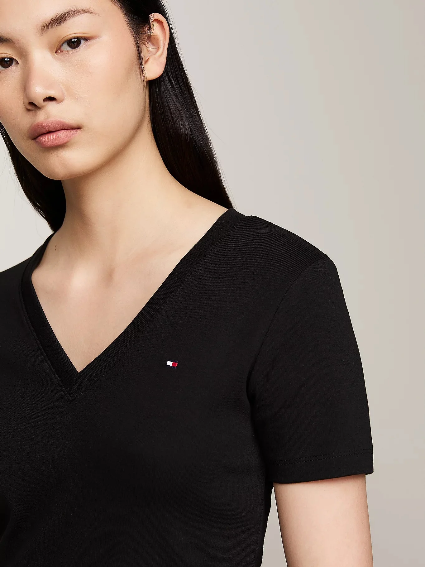 Tommy Hilfiger - SLIM CODY V-NK SS Tommy Hilfiger - SLIM CODY V-NK SS