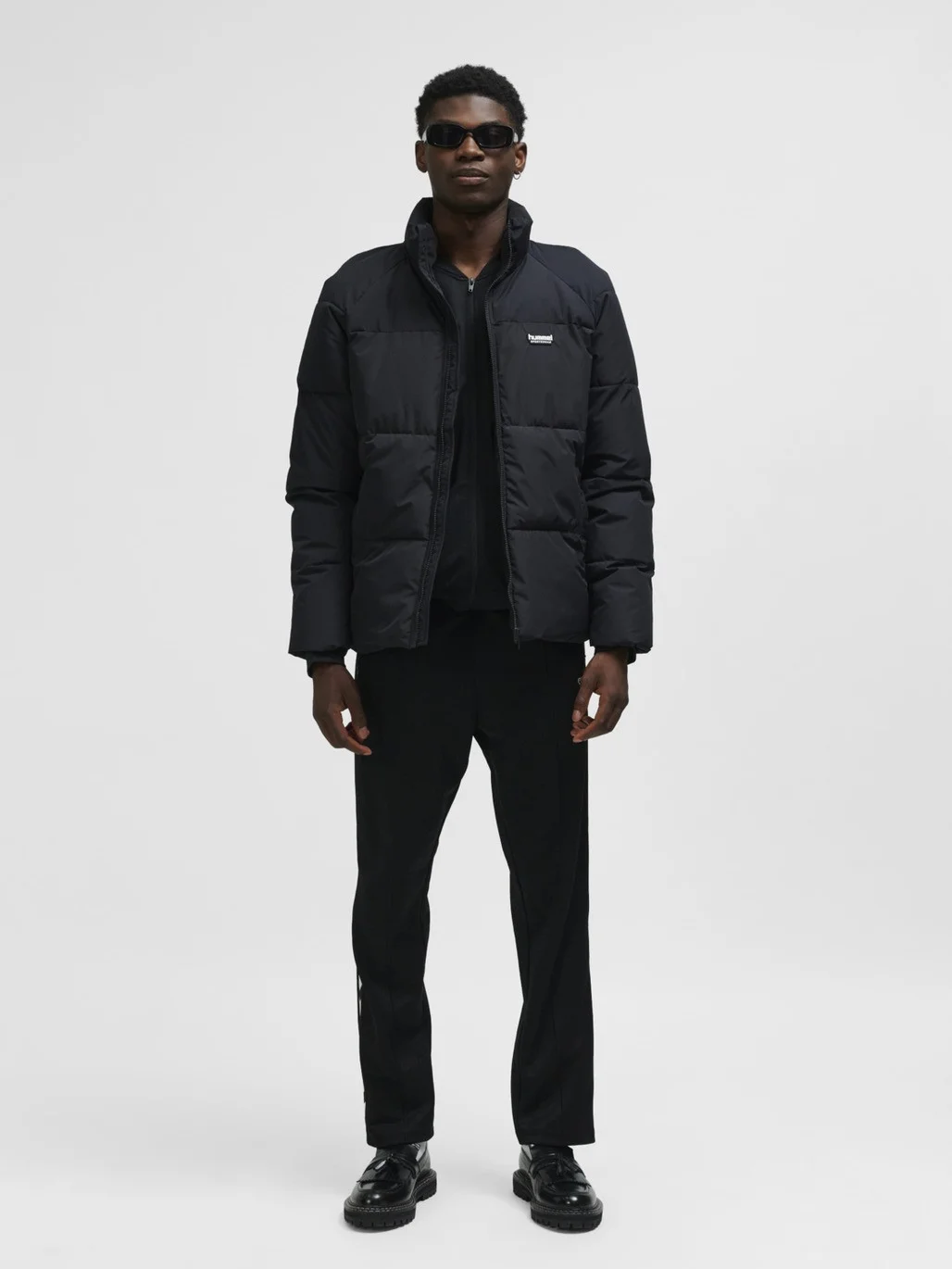 HUMMEL - hmlPUFF JACKET SHORT SPORTSWEAR HUMMEL - hmlPUFF JACKET SHORT SPORTSWEAR