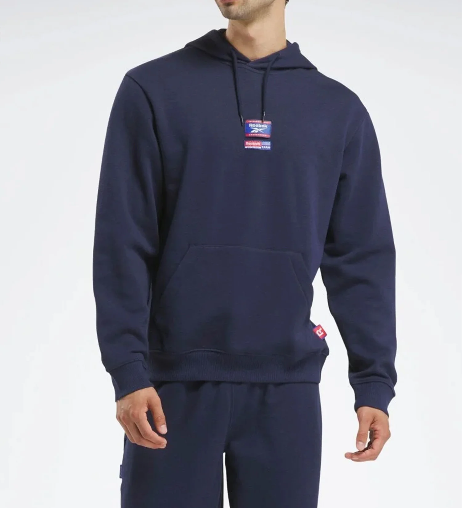 REEBOK - RI BADGE HOODIE REEBOK - RI BADGE HOODIE