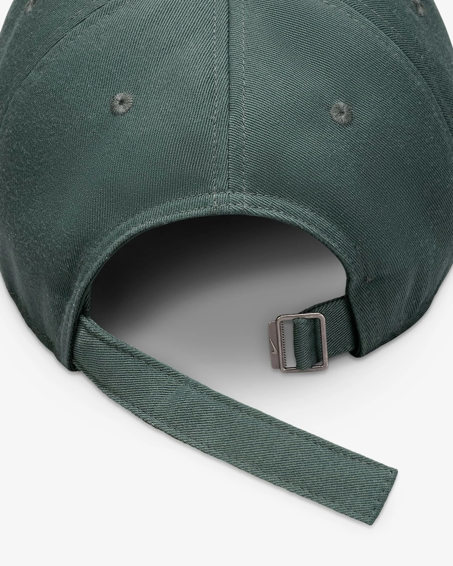 Nike - U NK CLUB CAP U CB SM SWSH L Nike - U NK CLUB CAP U CB SM SWSH L