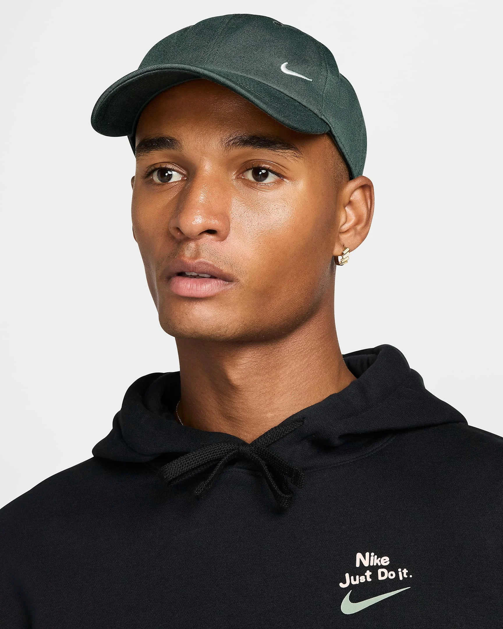 Nike - U NK CLUB CAP U CB SM SWSH L Nike - U NK CLUB CAP U CB SM SWSH L