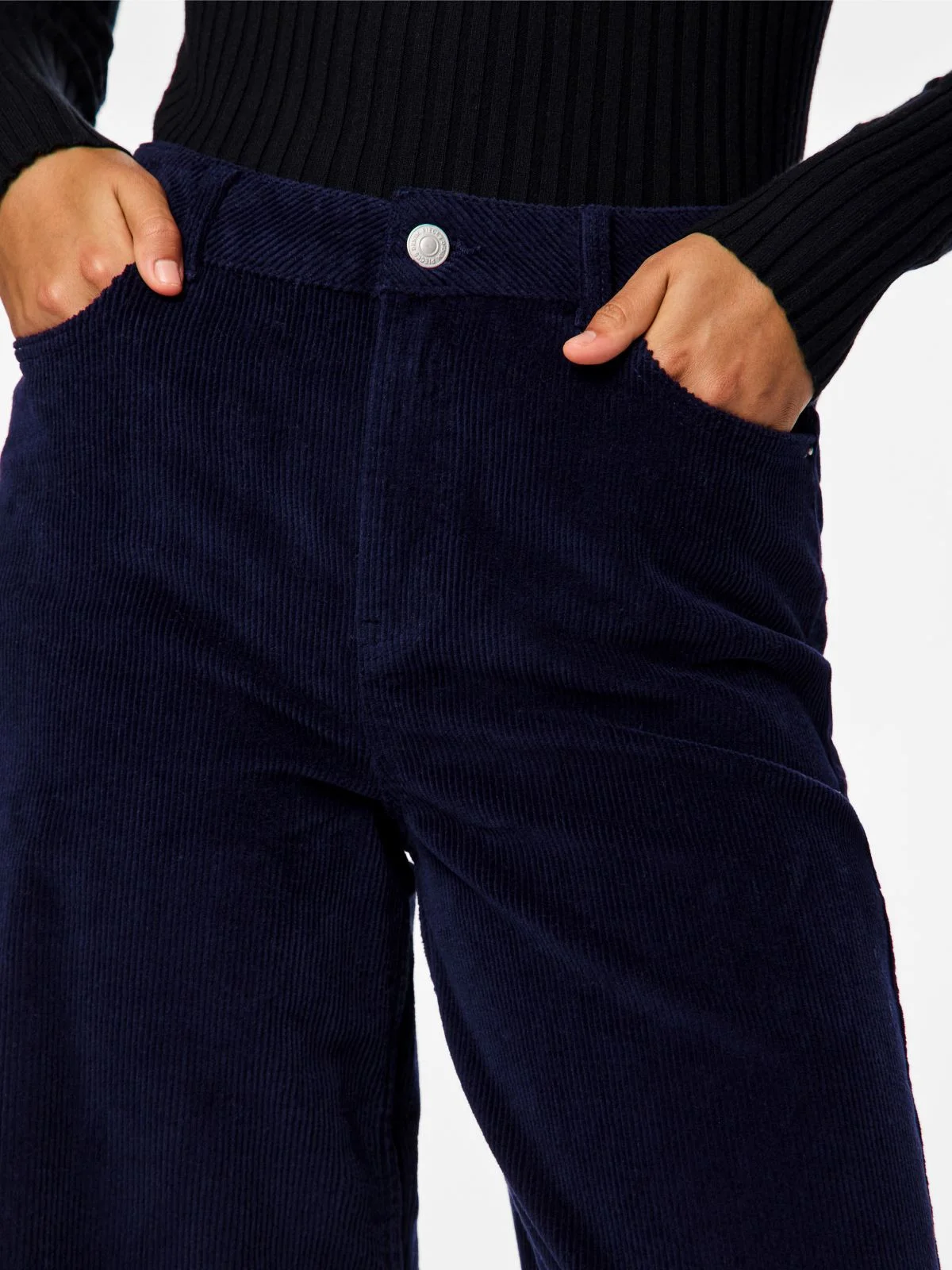 Pieces - PCRILLO MW WIDE CORDUROY PANT Pieces - PCRILLO MW WIDE CORDUROY PANT