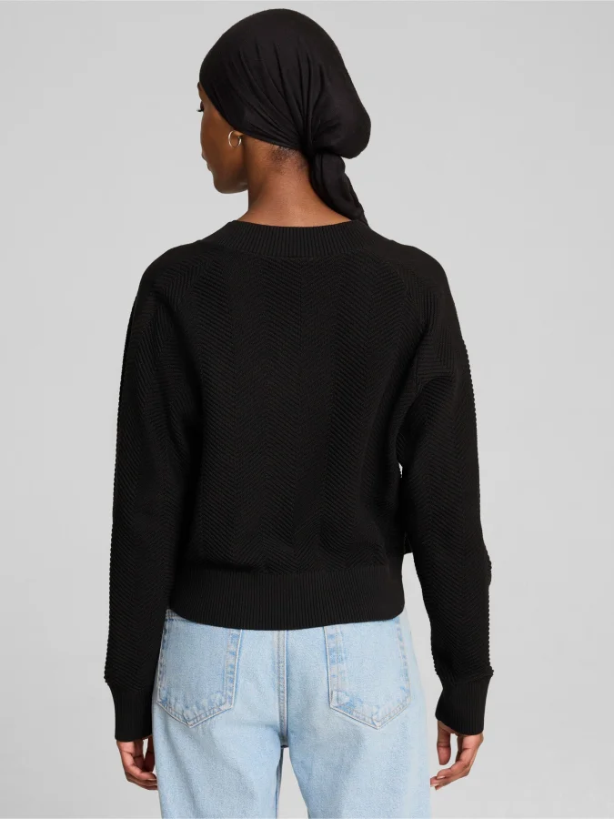 PUMA - T7 Knitted V-Neck Crew 2