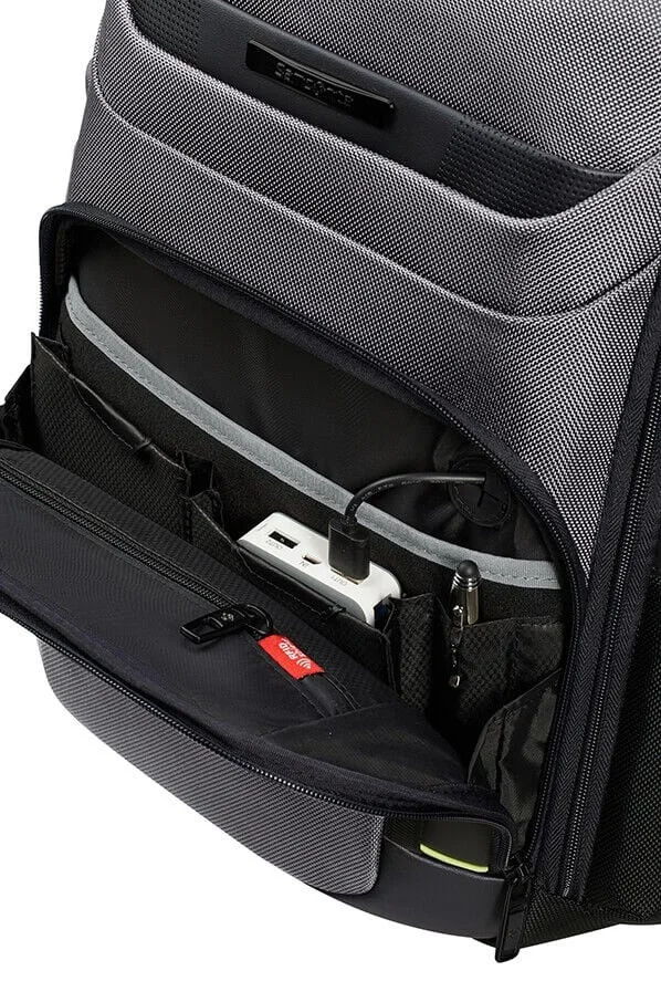 Samsonite - PRO-DLX 6 15.6" Samsonite - PRO-DLX 6 15.6"
