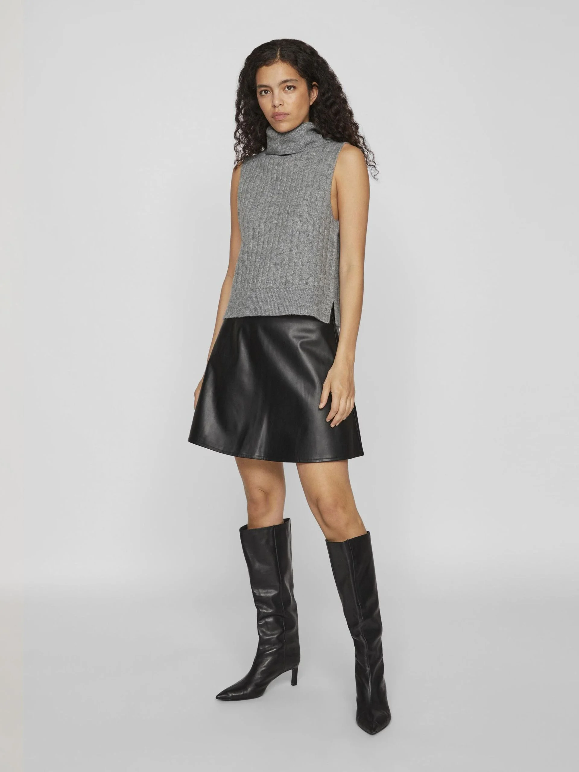 VILA - VIBELUNA HIGH NECK S/L KNIT... VILA - VIBELUNA HIGH NECK S/L KNIT...