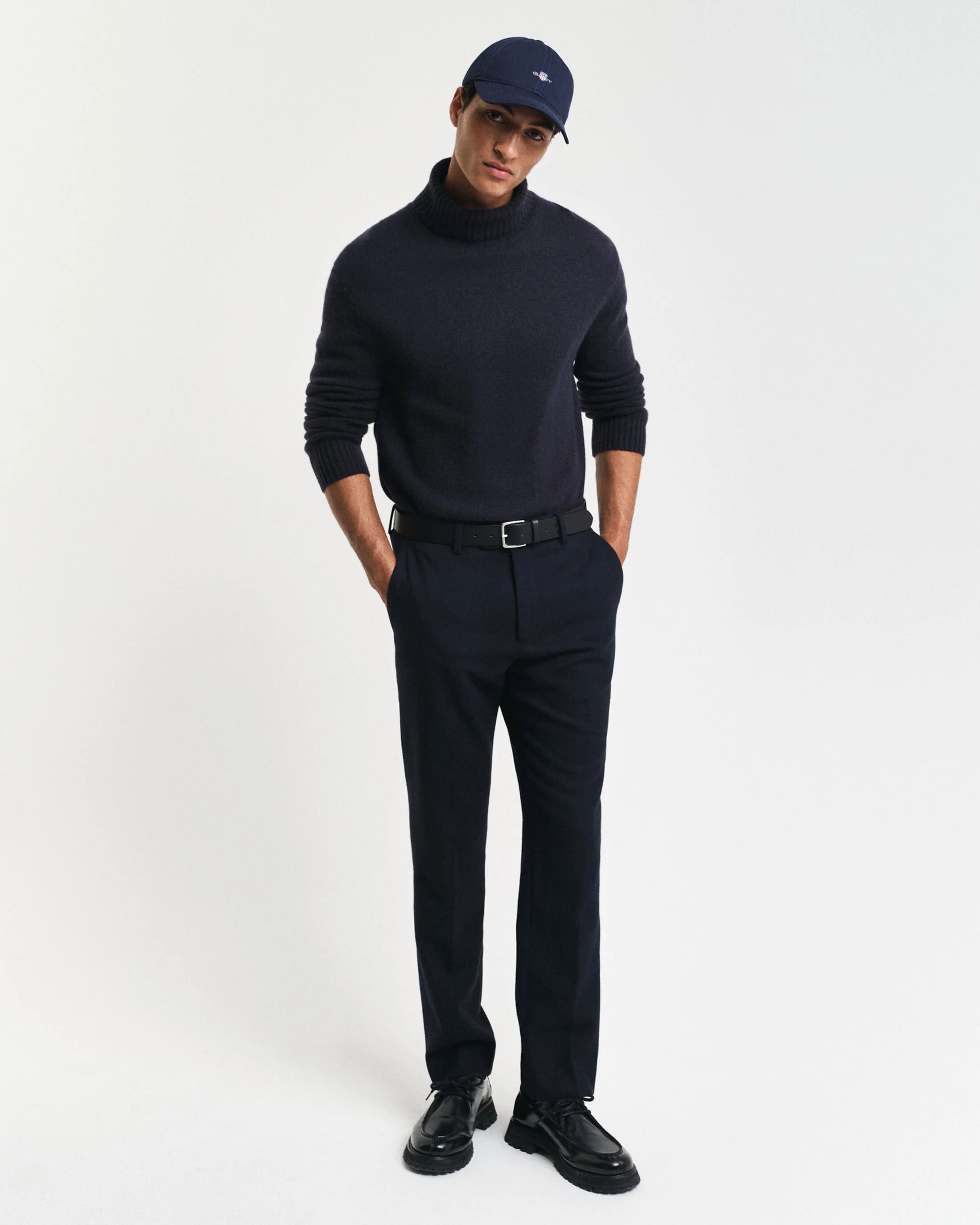 Gant - SLIM HERRINGBONE SUIT PANTS Gant - SLIM HERRINGBONE SUIT PANTS