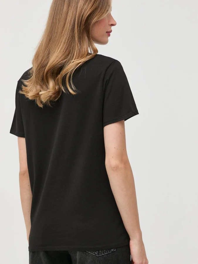 GUESS - SS CLASSIC FIT LOGO... 2