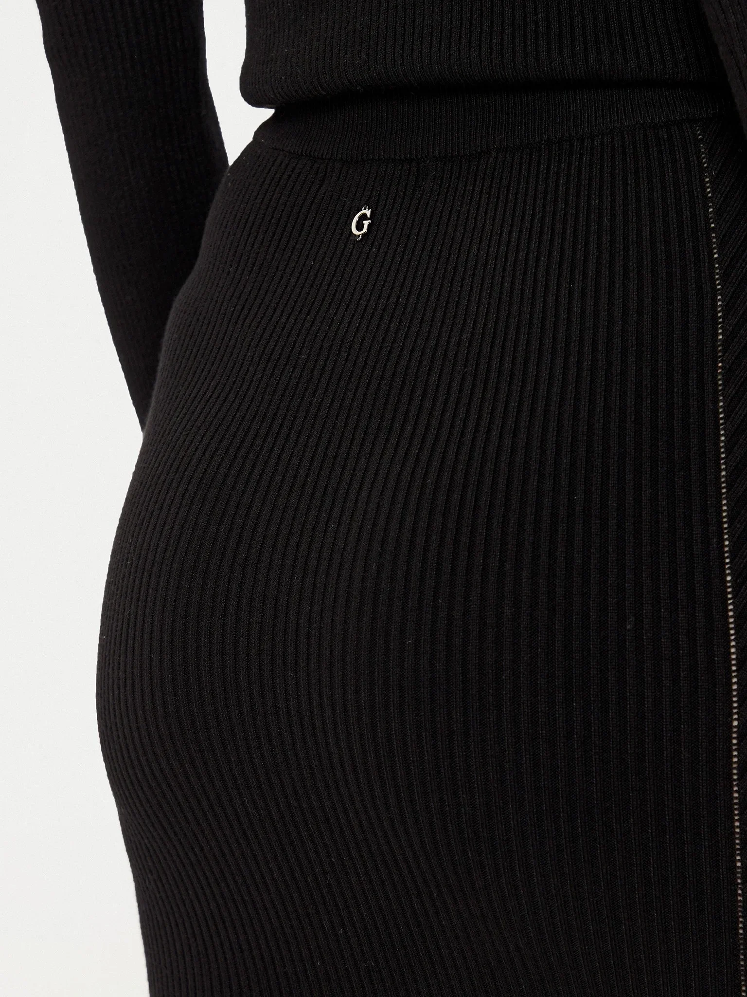 GUESS - KATELYN SKIRT SWTR GUESS - KATELYN SKIRT SWTR