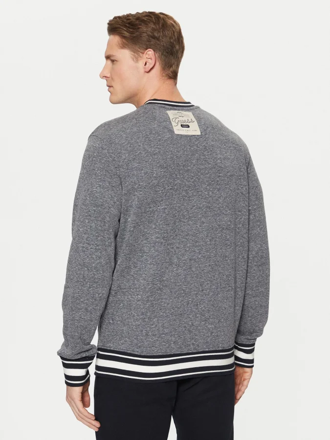 GUESS - BIG G CN SWEATSHIRT 2